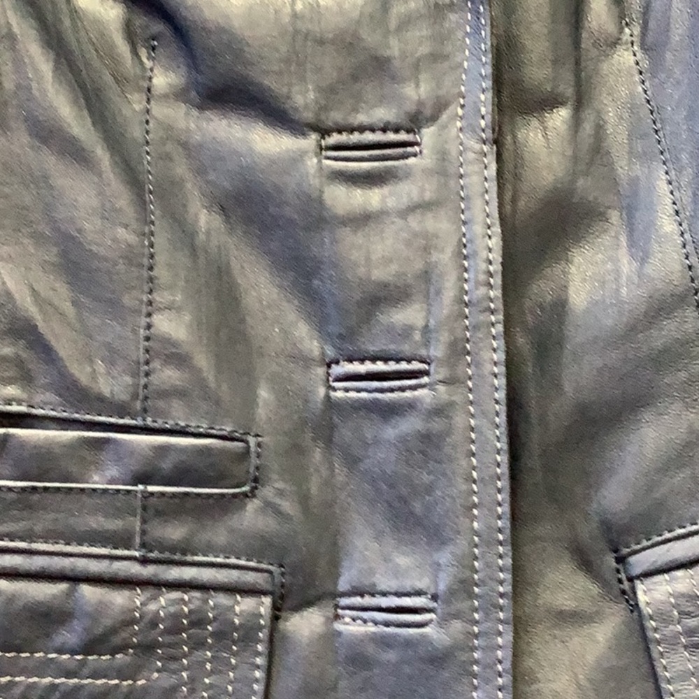 DANIER Leather Blazer - Picture 7 of 11